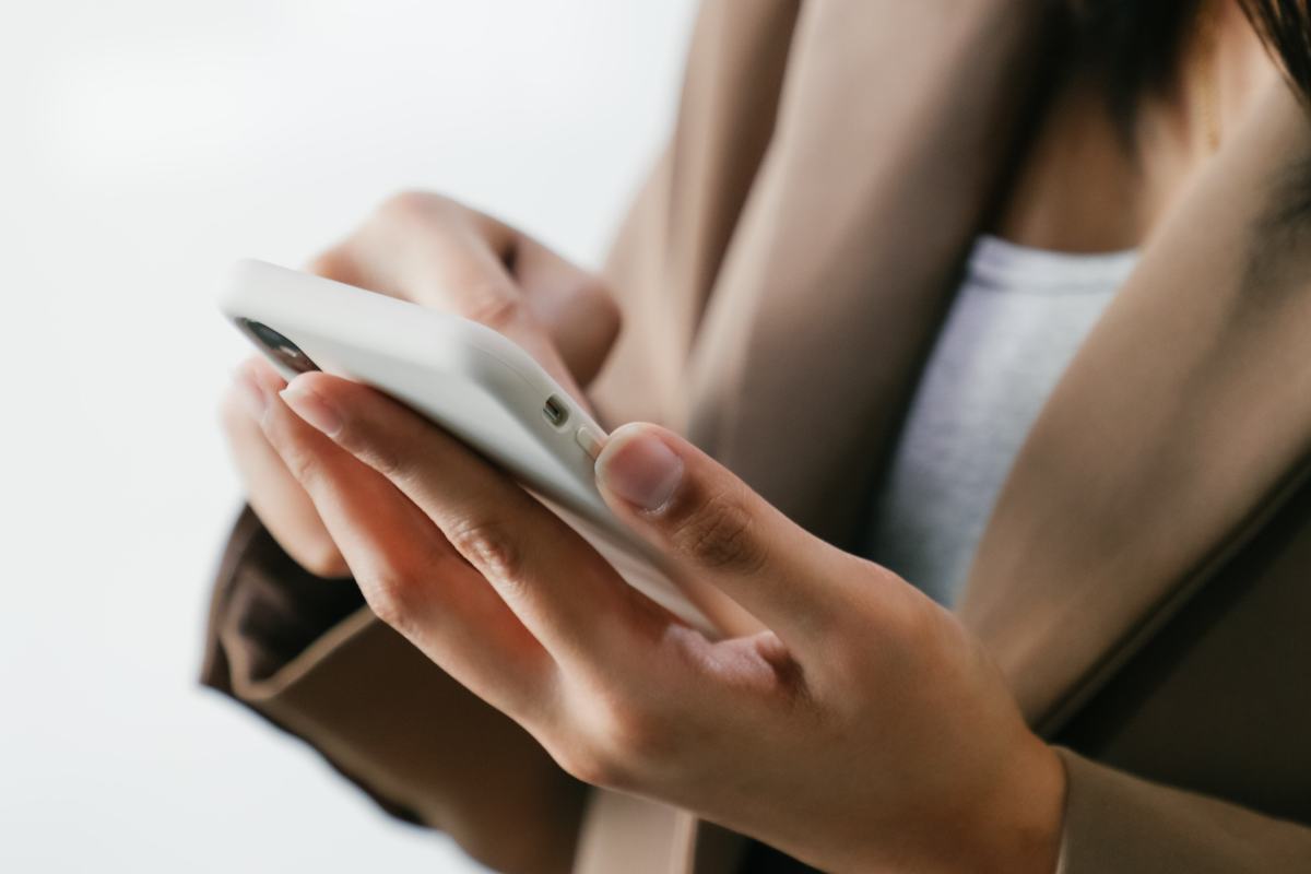 Wird Ihr Handy ausspioniert? Anzeichen und Schutzmaßnahmen für Android